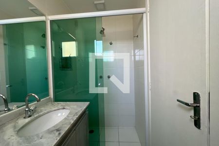 Apartamento para alugar com 62m², 2 quartos e 1 vaga Apartamento para alugar com 62m², 2 quartos e 1 vagaBanheiro da Suíte 1