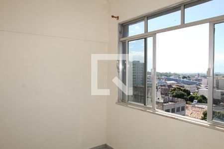 Apartamento à venda com 75m², 2 quartos e sem vagaQuarto de Serviço