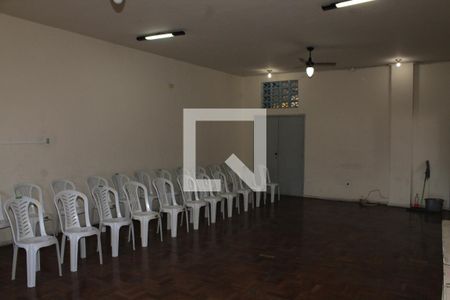 Apartamento à venda com 75m², 2 quartos e sem vagaSalão de Festas