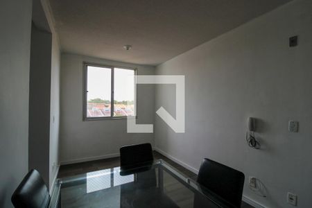Sala de apartamento à venda com 2 quartos, 47m² em Olaria, Canoas