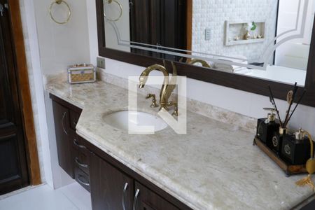 Apartamento para alugar com 200m², 4 quartos e 3 vagasBanheiro da Suíte 3