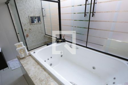 Apartamento para alugar com 200m², 4 quartos e 3 vagasBanheiro da Suíte 3