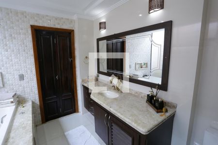 Apartamento para alugar com 200m², 4 quartos e 3 vagasBanheiro da Suíte 3