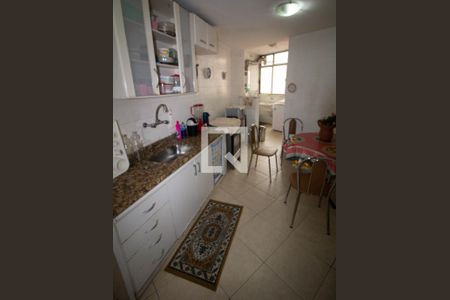 Apartamento para alugar com 100m², 2 quartos e 1 vaga Apartamento para alugar com 100m², 2 quartos e 1 vagaCozinha