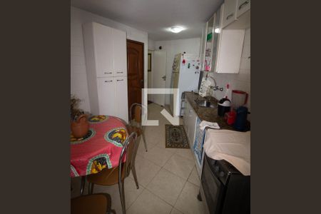Apartamento para alugar com 100m², 2 quartos e 1 vaga Apartamento para alugar com 100m², 2 quartos e 1 vagaCozinha