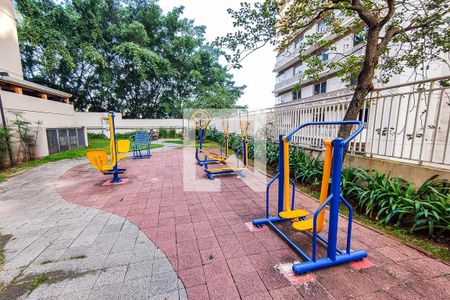 Apartamento à venda com 52m², 2 quartos e 1 vaga Apartamento à venda com 52m², 2 quartos e 1 vagaÁrea Comum - Exercícios ao Ar Livre