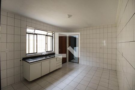 Casa à venda com 110m², 4 quartos e 2 vagasCozinha