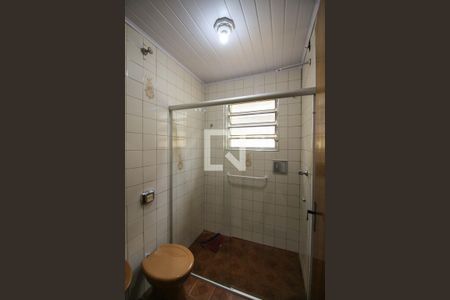 Casa à venda com 110m², 4 quartos e 2 vagasBanheiro