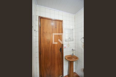Casa à venda com 110m², 4 quartos e 2 vagasBanheiro
