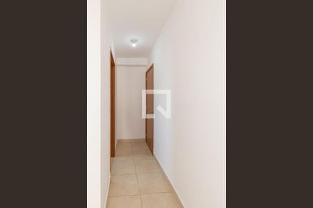 Corredor de apartamento para alugar com 2 quartos, 54m² em Parque Amazônia, Goiânia