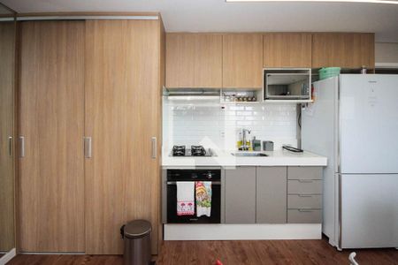 Cozinha de apartamento à venda com 1 quarto, 40m² em Sítio da Figueira, São Paulo