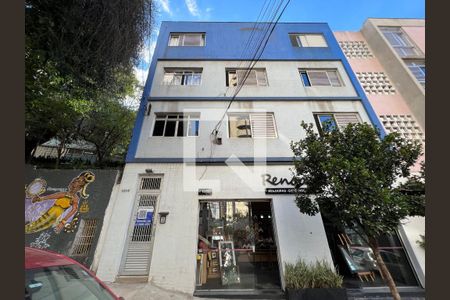 Apartamento à venda com 45m², 1 quarto e sem vaga Apartamento à venda com 45m², 1 quarto e sem vagaFachada