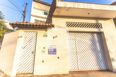 Casa à venda com 360m², 4 quartos e 4 vagasFachada