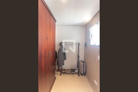 Casa à venda com 360m², 4 quartos e 4 vagasCloset suíte 2