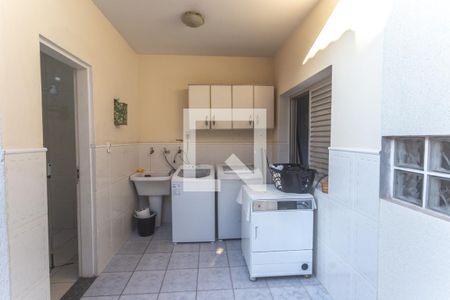 Casa à venda com 360m², 4 quartos e 4 vagasÁrea de serviço