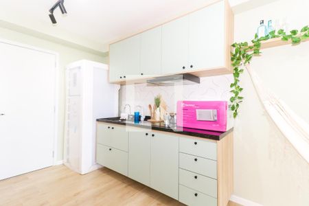 Studio para alugar com 35m², 1 quarto e 1 vaga Studio para alugar com 35m², 1 quarto e 1 vagaCozinha