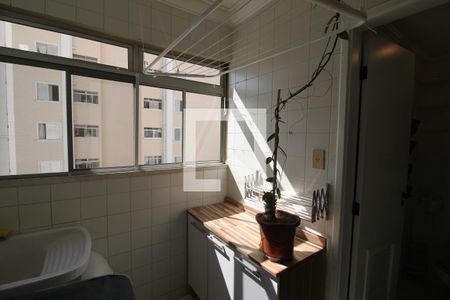 Apartamento à venda com 62m², 3 quartos e 1 vagaÁrea de Serviço