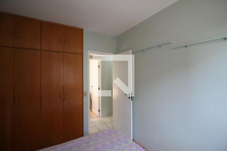 Apartamento à venda com 62m², 3 quartos e 1 vagaQuarto 2