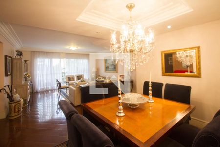 Apartamento para alugar com 170m², 2 quartos e 2 vagasSala