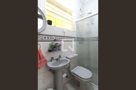 Casa à venda com 200m², 3 quartos e 2 vagasBanheiro