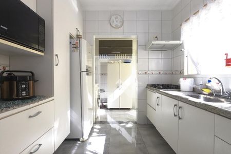 Casa à venda com 200m², 3 quartos e 2 vagasCozinha