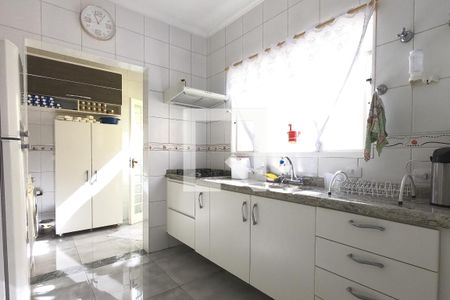 Casa à venda com 200m², 3 quartos e 2 vagasCozinha