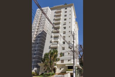 Apartamento para alugar com 137m², 3 quartos e 2 vagas Apartamento para alugar com 137m², 3 quartos e 2 vagasFachada