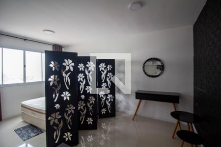 Sala/Cozinha de apartamento para alugar com 1 quarto, 25m² em Vila Campanela, São Paulo