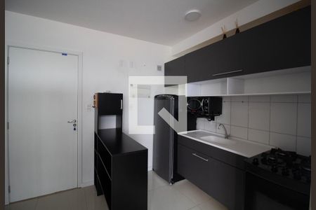 Cozinha de apartamento para alugar com 1 quarto, 25m² em Vila Campanela, São Paulo
