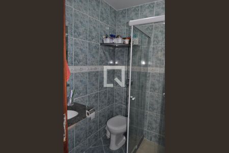 Casa à venda com 184m², 4 quartos e 6 vagasBanheiro da Suíte 2