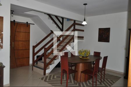 Sala de casa à venda com 4 quartos, 184m² em Anil, Rio de Janeiro