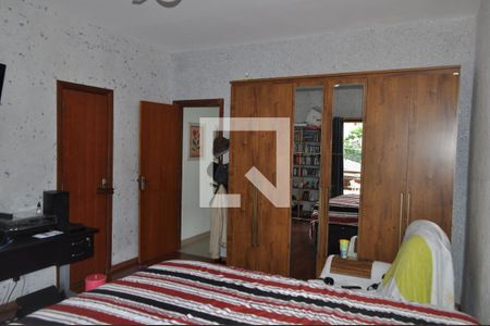 Casa à venda com 184m², 4 quartos e 6 vagasQuarto 3