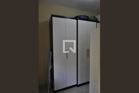 Casa à venda com 184m², 4 quartos e 6 vagasQuarto de Serviços