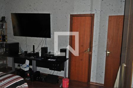 Casa à venda com 184m², 4 quartos e 6 vagasQuarto 3
