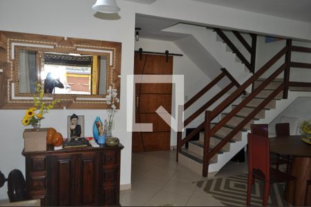 Sala de casa à venda com 4 quartos, 184m² em Anil, Rio de Janeiro