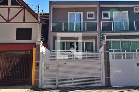 Fachada de casa à venda com 3 quartos, 260m² em Campestre, Santo André