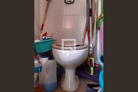 Apartamento à venda com 172m², 3 quartos e 2 vagasBanheiro de Serviço