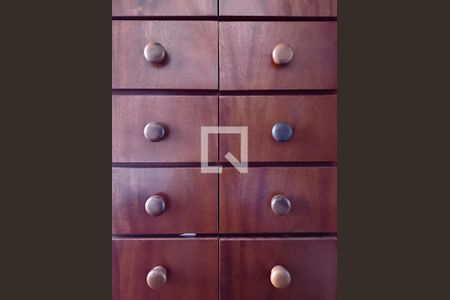 Apartamento à venda com 172m², 3 quartos e 2 vagasDetalhe Closet da suíte 2