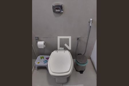 Apartamento à venda com 172m², 3 quartos e 2 vagasBanheiro da Suíte 2