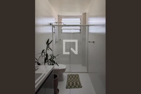 Apartamento à venda com 172m², 3 quartos e 2 vagasBanheiro Social