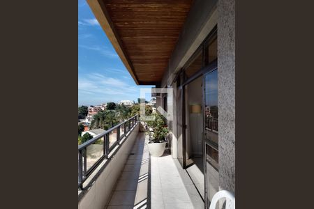 Apartamento à venda com 172m², 3 quartos e 2 vagasVaranda