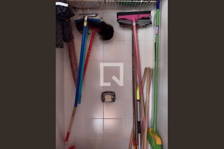 Apartamento à venda com 172m², 3 quartos e 2 vagasBanheiro de Serviço