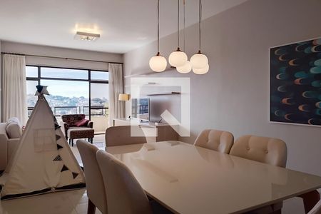 Apartamento à venda com 172m², 3 quartos e 2 vagasSala