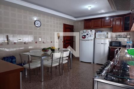 Apartamento à venda com 172m², 3 quartos e 2 vagasCozinha