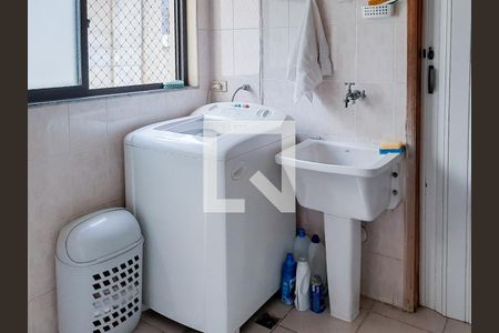 Apartamento à venda com 103m², 3 quartos e 2 vagas Apartamento à venda com 103m², 3 quartos e 2 vagasÁrea de serviço