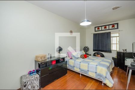 Casa à venda com 640m², 5 quartos e 5 vagas Casa à venda com 640m², 5 quartos e 5 vagasSuíte 1