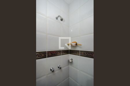 Casa à venda com 640m², 5 quartos e 5 vagas Casa à venda com 640m², 5 quartos e 5 vagasBanheiro da Suíte 2