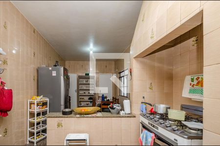 Casa à venda com 640m², 5 quartos e 5 vagas Casa à venda com 640m², 5 quartos e 5 vagasCozinha