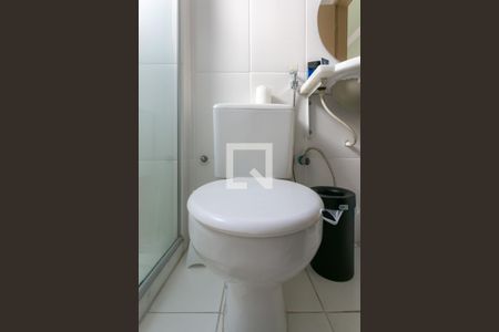 Apartamento à venda com 70m², 2 quartos e 1 vaga Apartamento à venda com 70m², 2 quartos e 1 vagaBanheiro da Suíte