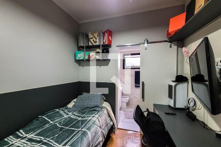 Casa à venda com 250m², 4 quartos e 5 vagasSuíte 2